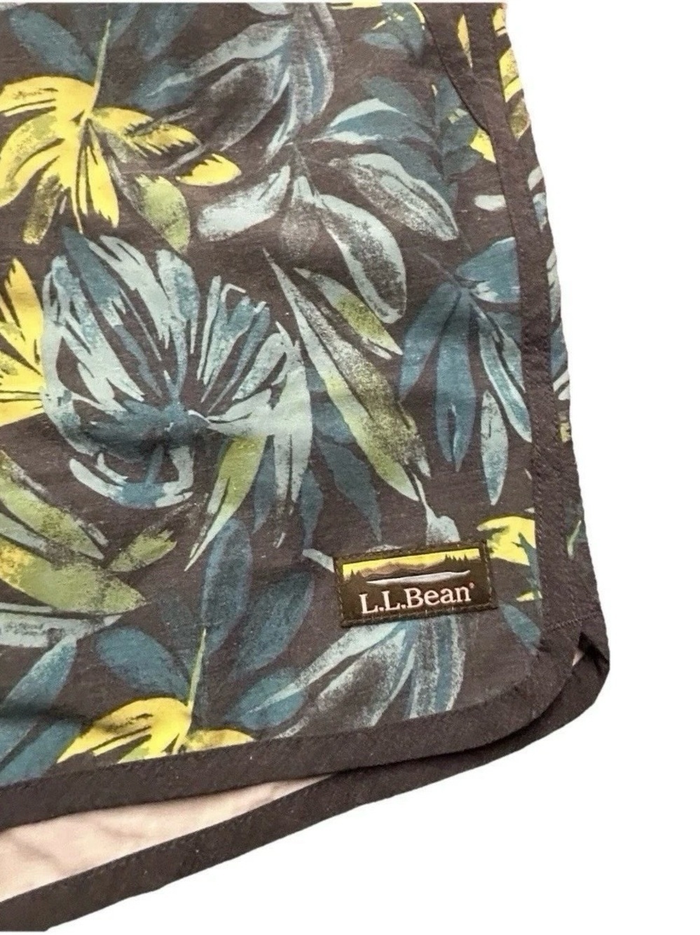 Men’s LL Bean Swim Trunks Size Large - Picture 2 of 3